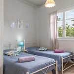شقة Stenies Little Nook