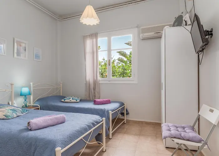 Stenies Little Nook *