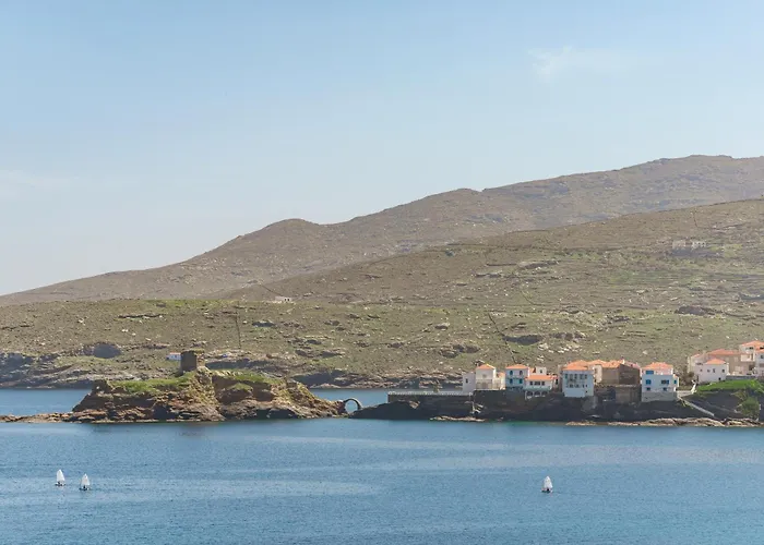 Stenies Little Nook *