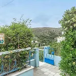 Stenies Little Nook Apartment Andros Town