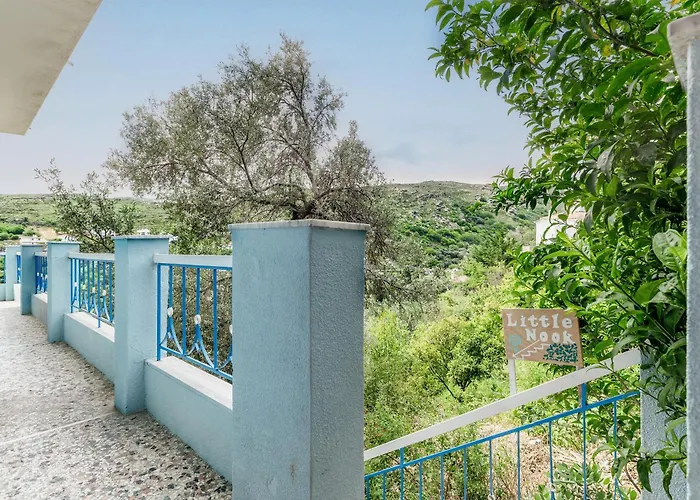 Apartament Stenies Little Nook Ándros